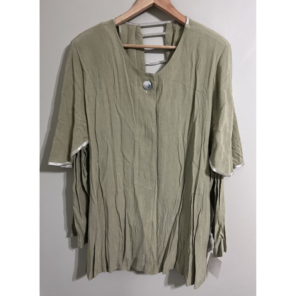 The Kimberly Bond Boutique  2x  Vintage Made In USA One Of A Kind Olive Green